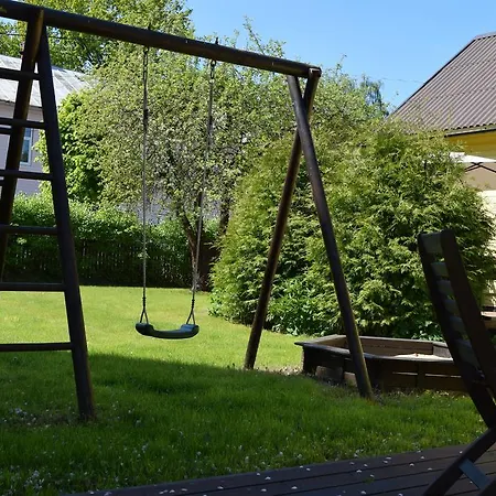 拥抱公寓 派尔努